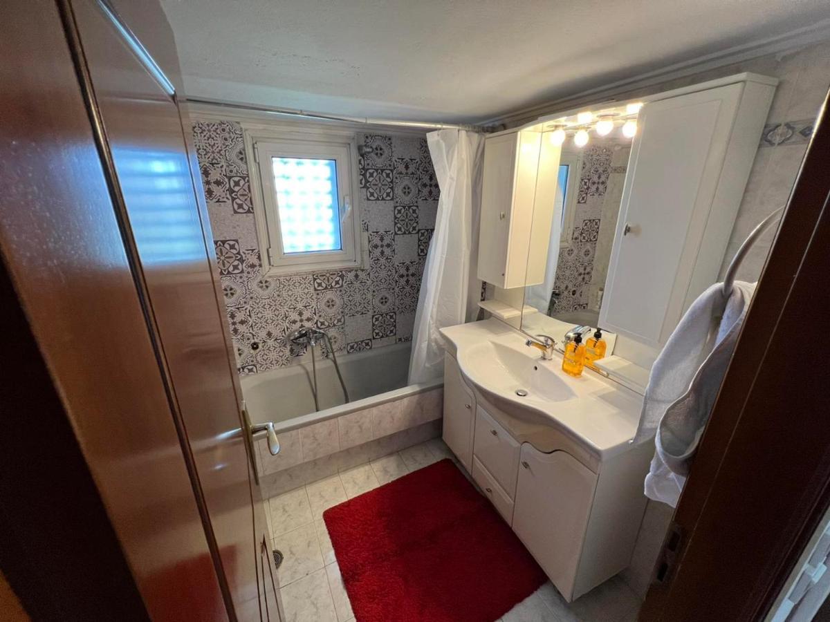 Alimos marina huge 3bd apartment - vegan friendly Aten Exteriör bild