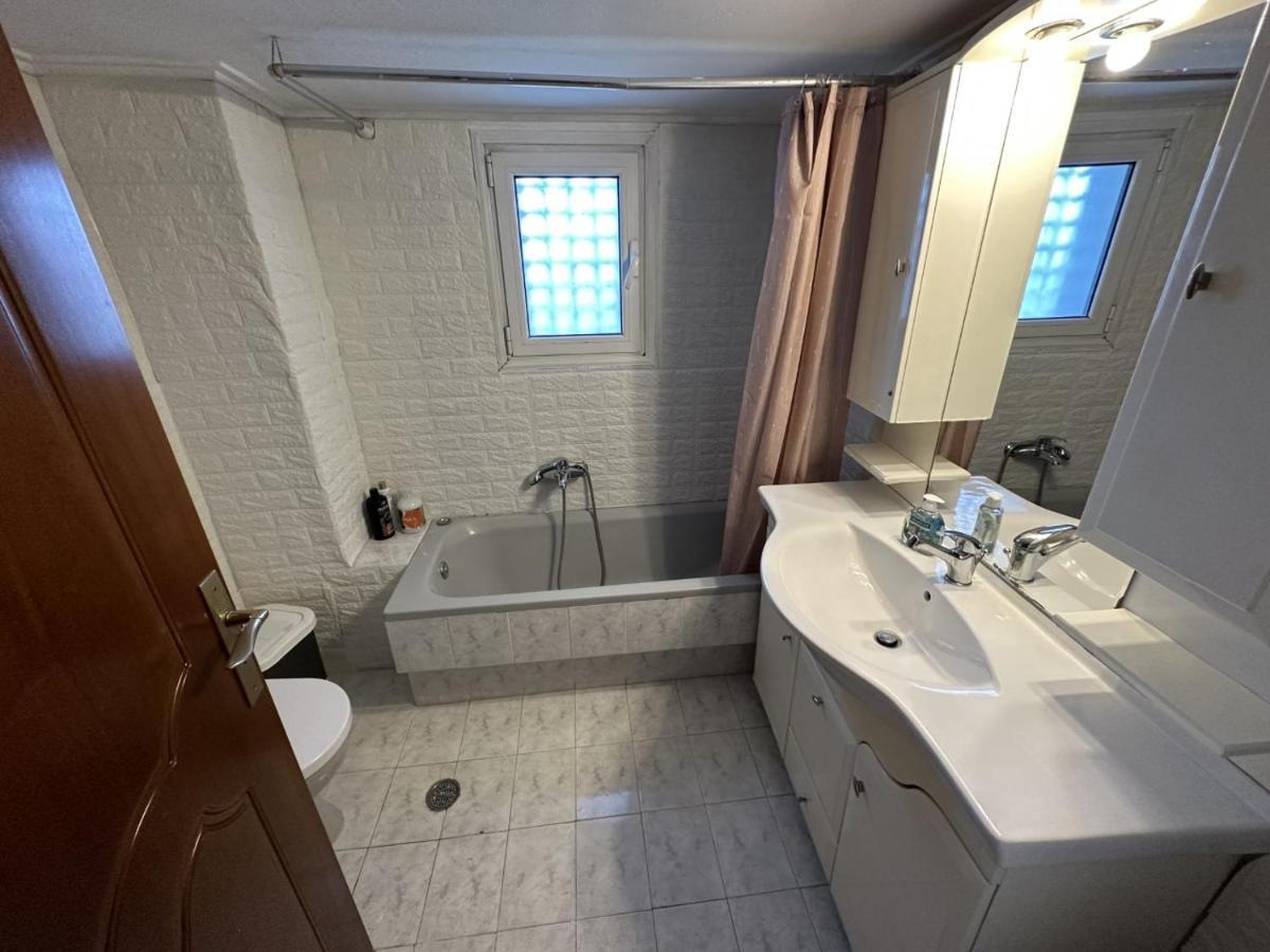 Alimos marina huge 3bd apartment - vegan friendly Aten Exteriör bild